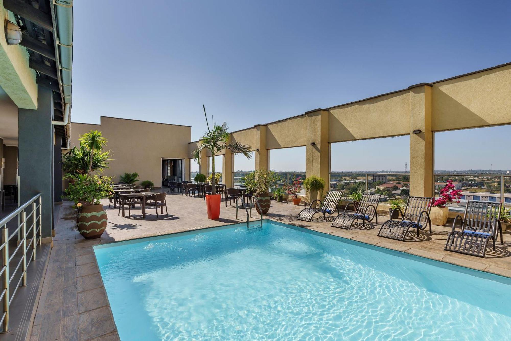 Protea Hotel By Marriott Lusaka Tower Exterior photo