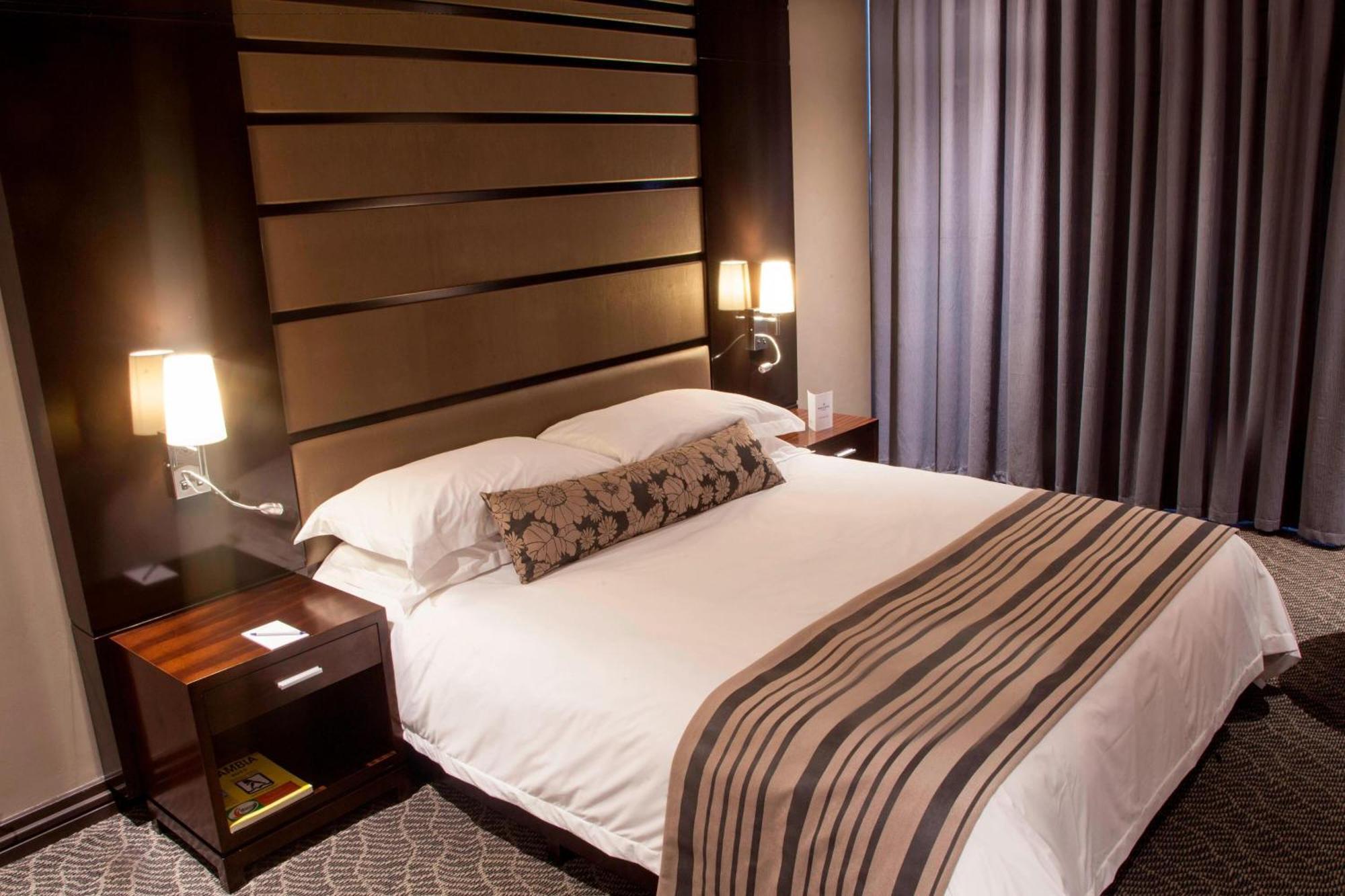 Protea Hotel By Marriott Lusaka Tower Exterior photo